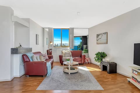 Tide & Pines—Beachfront Comforts by Moseley Square