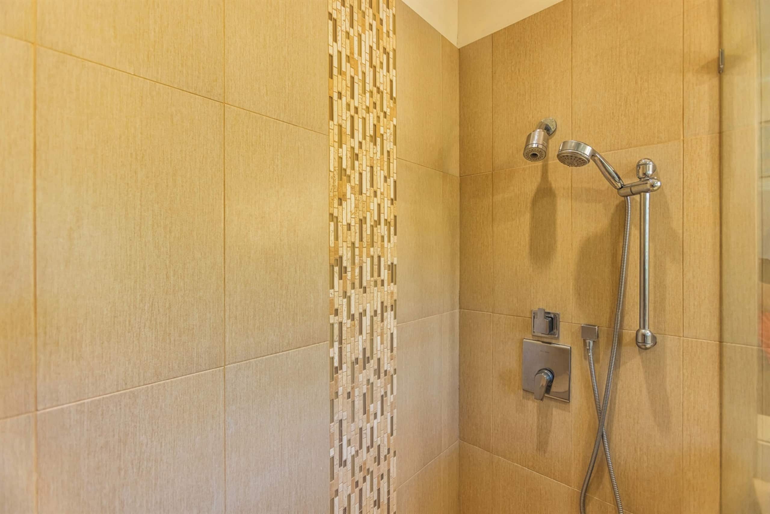 Condo in Lahaina · ★4.88 · 1 bedroom · 2 beds · 1 bath - Image 15