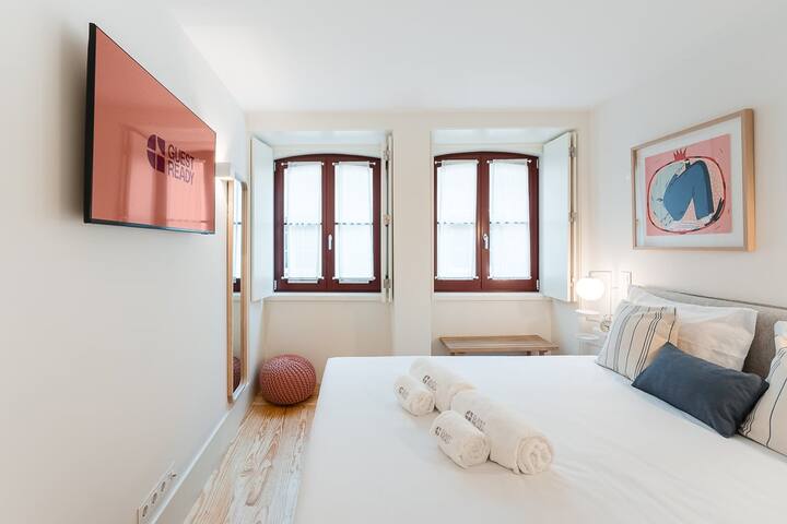 GuestReady – Clérigos Tiles House gallery image 5