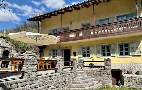 Hisa Betin 4 bedroom Holiday Home in Soca Valley