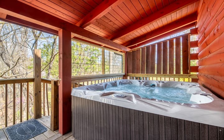 Wanderlust - Sip & Soak In The Fresh Mountain Air - Sevierville, TN