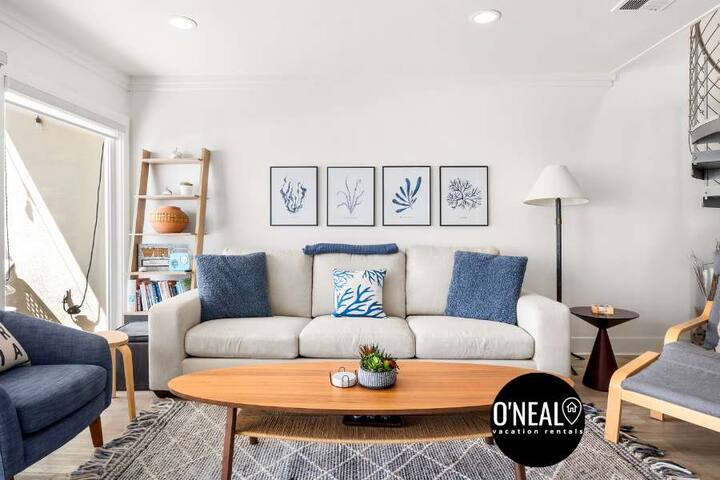 Rio Del Mar Beach House – Breathtaking Views! gallery image 3