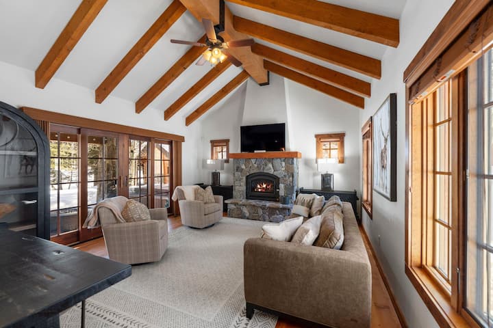 Four Reasons | Exclusive Tamarack Perks - Donnelly, ID