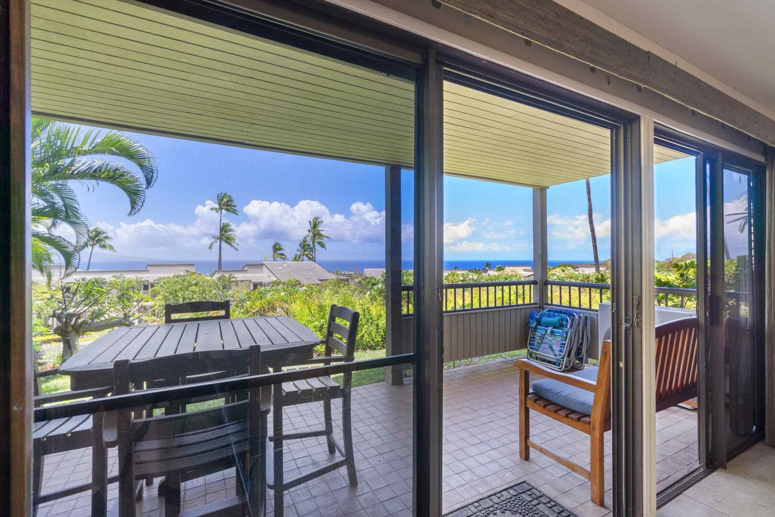 Condo in Kihei · ★4.75 · 2 bedrooms · 4 beds · 2 private baths - Image 12