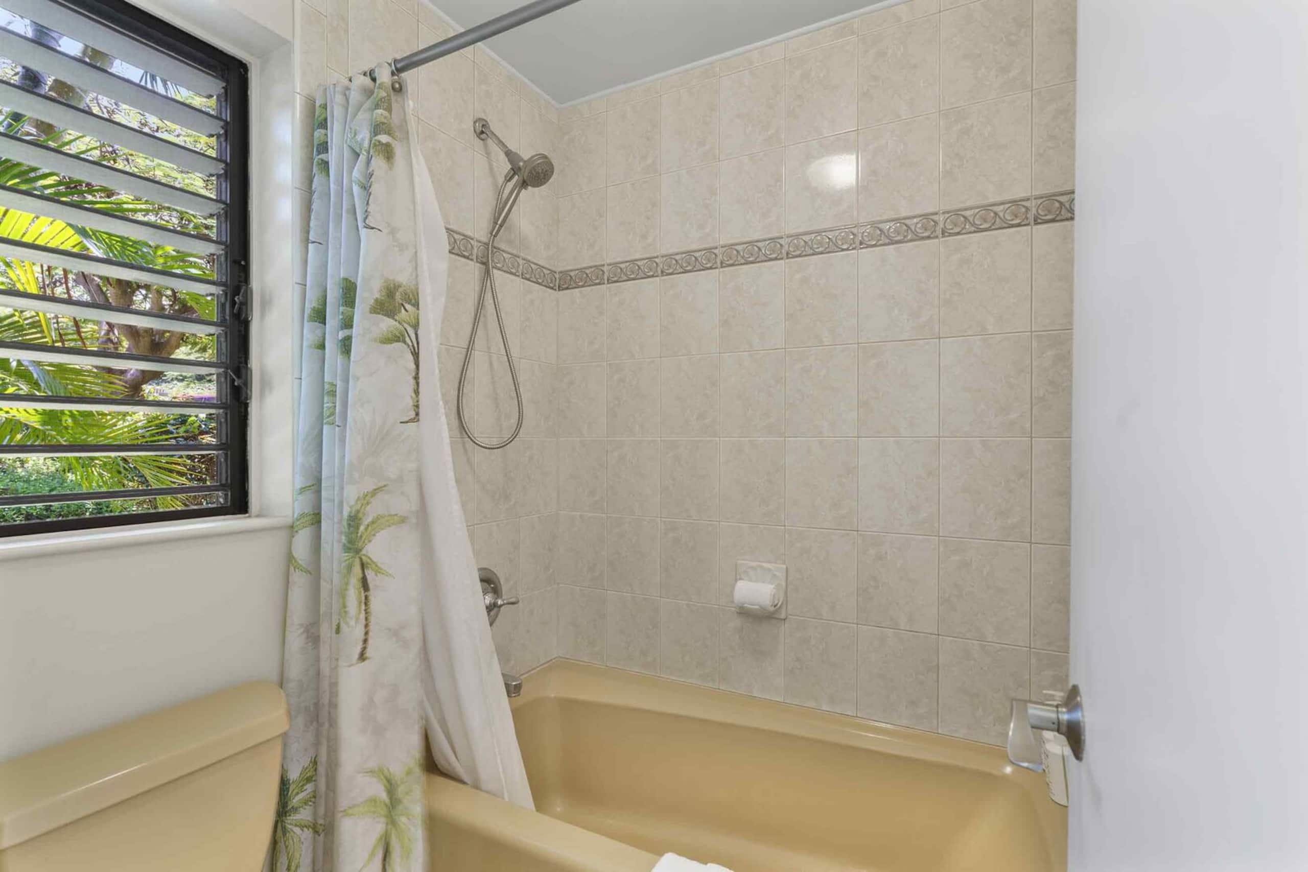 Condo in Kihei · ★4.75 · 2 bedrooms · 4 beds · 2 private baths - Image 29