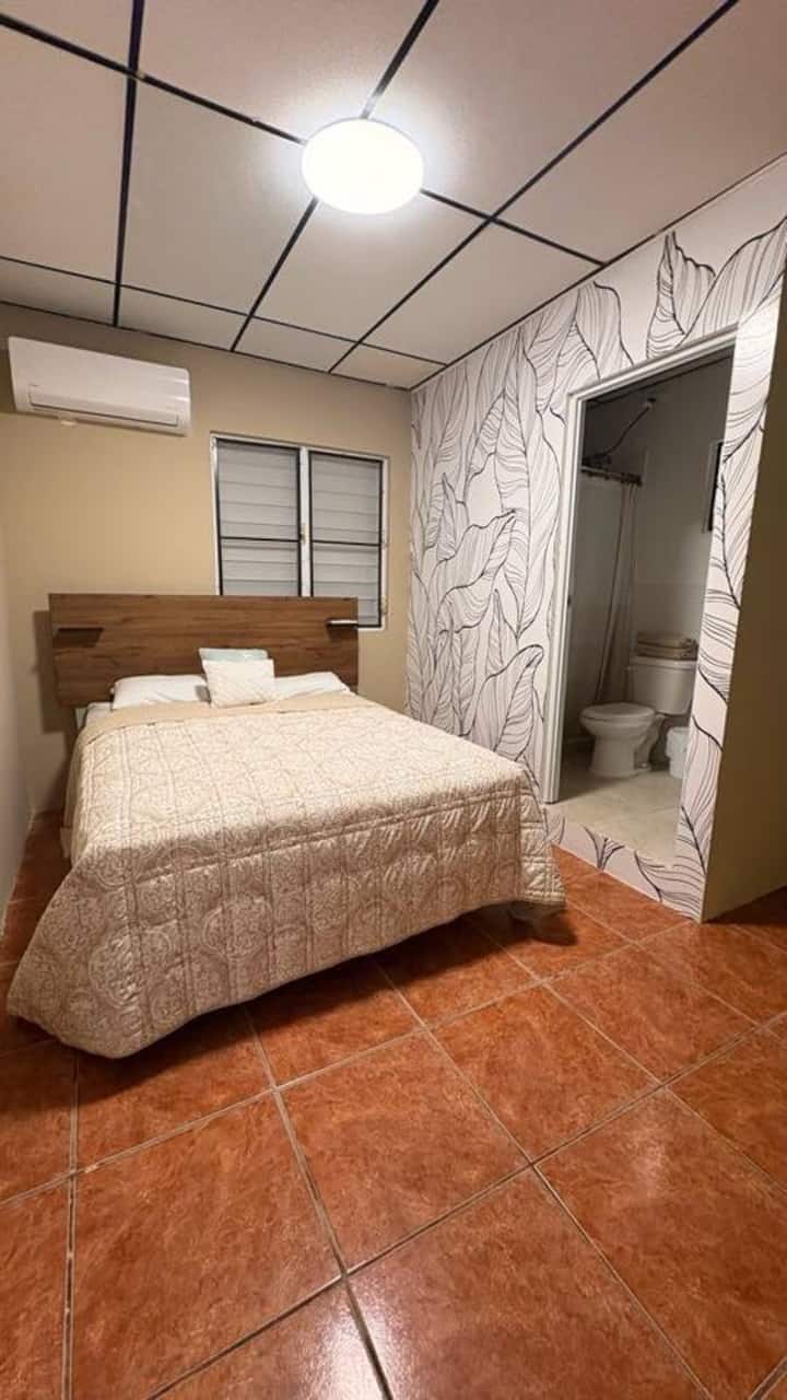 Schlafzimmer 5