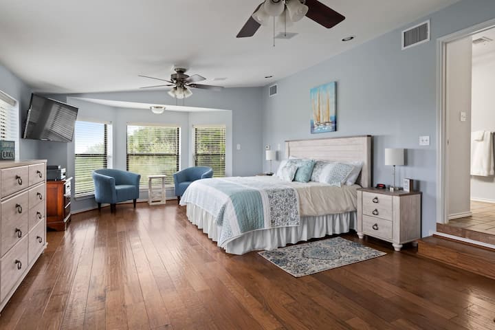 Primarna srednja razina sa spojenom kupaonicom