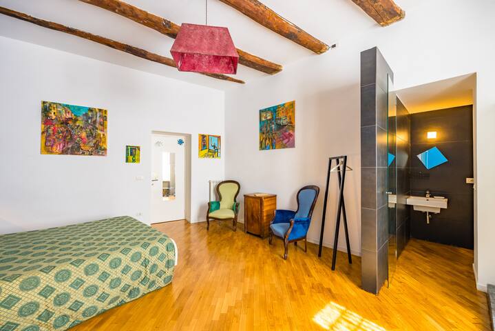 Magma Loft by NapoliApartments gallery image 5