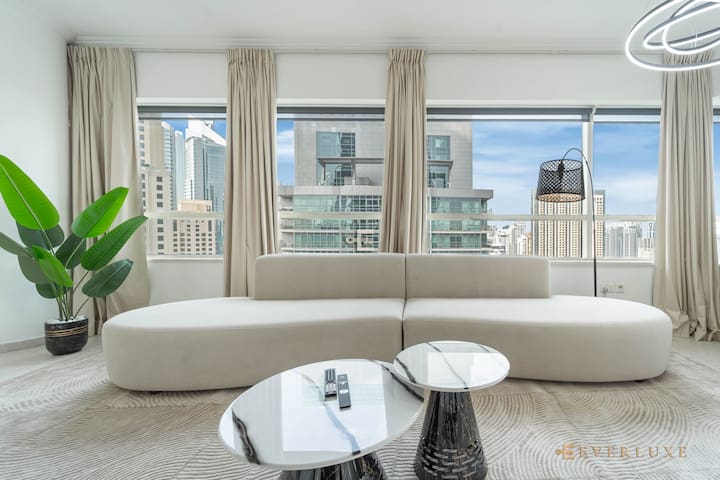 Everluxe Holiday Homes managed Airbnb listing 1