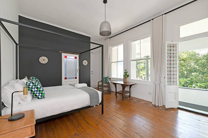 Three Bedroom Home | Tranquil and Elegant gallery image 3