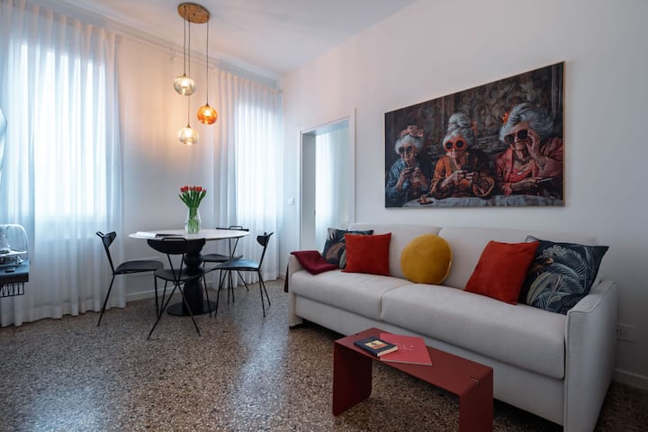 Venetian Alcove - Venice