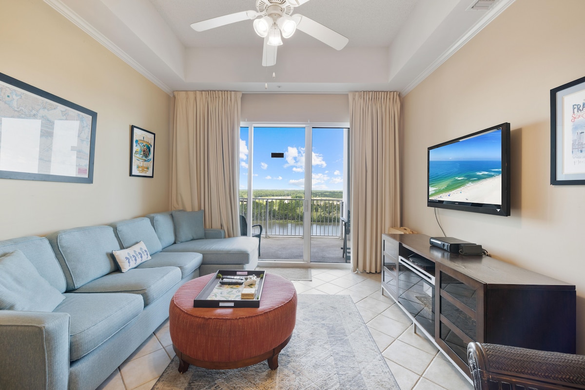 The Wharf 922 by Liquid Life - Condominiums for Rent in Orange