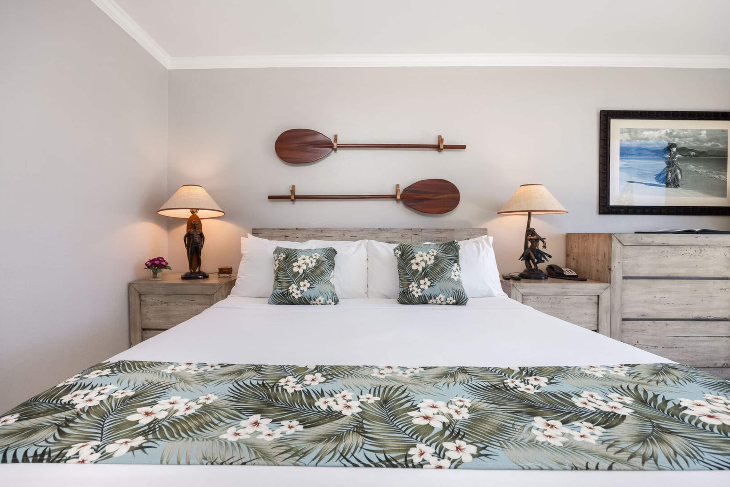 Condo in Honolulu · ★4.89 · Studio · 1 private bath - Image 1