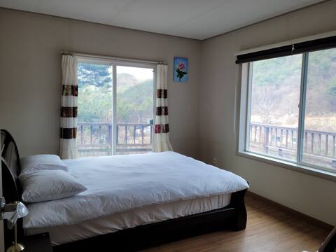 Sunflower Pension, a neat accommodation where you can feel the warm sensibility of nature