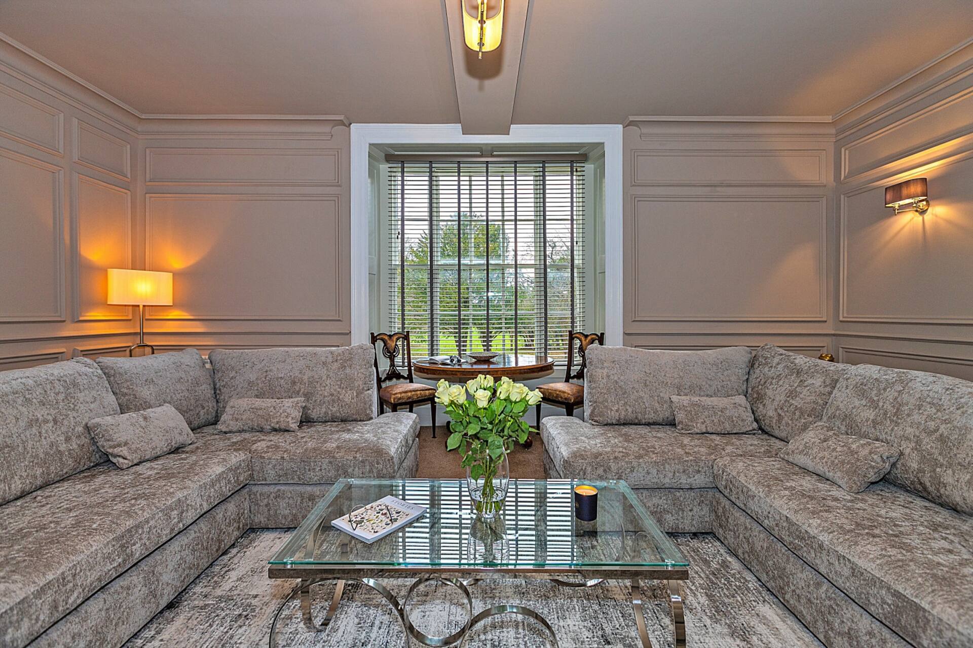 Finest Retreats - Ttich Manor Retreat — photo 2