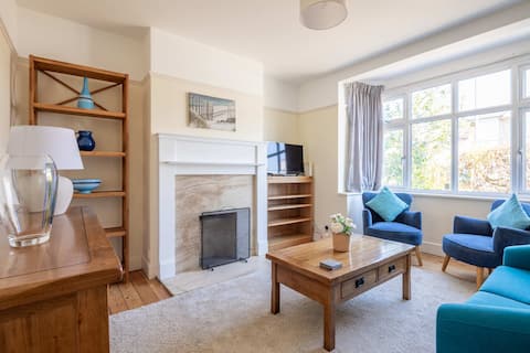 Beautiful  Central Family Home