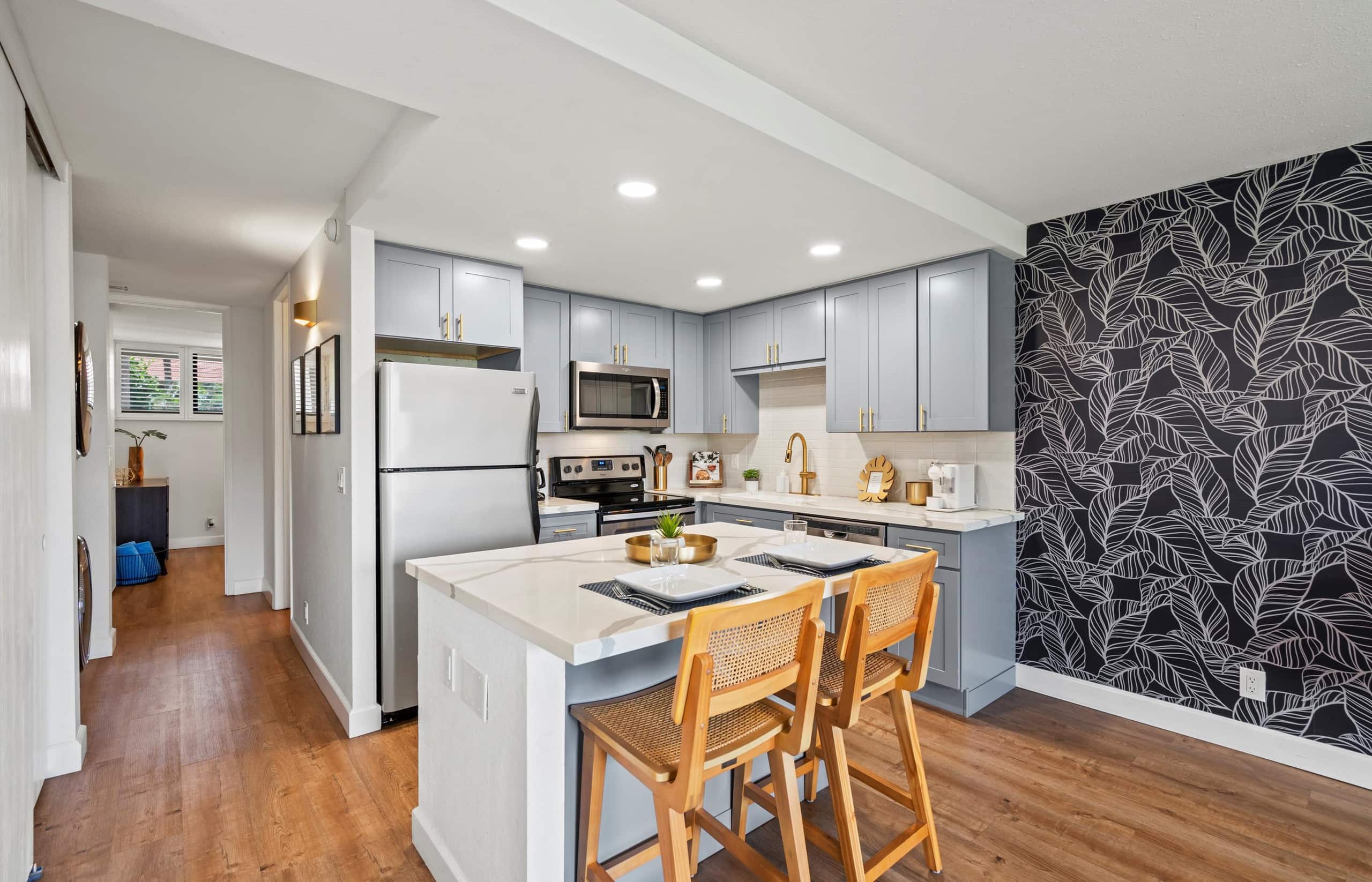 Condo in Kihei · ★4.67 · 1 bedroom · 2 beds · 1 bath - Image 3