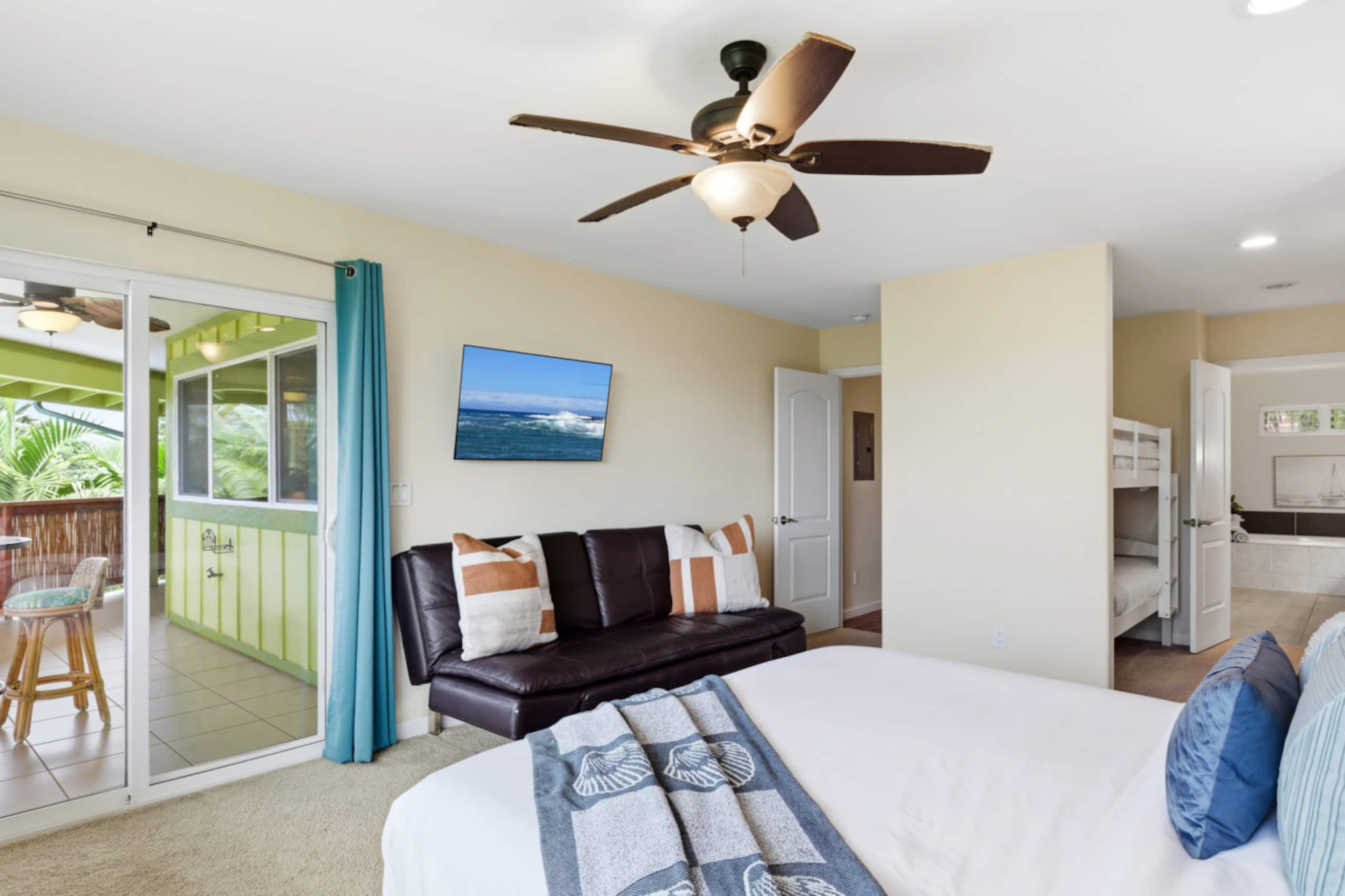 Home in Kailua-Kona · ★5.0 · 4 bedrooms · 7 beds · 3 shared baths - Image 30