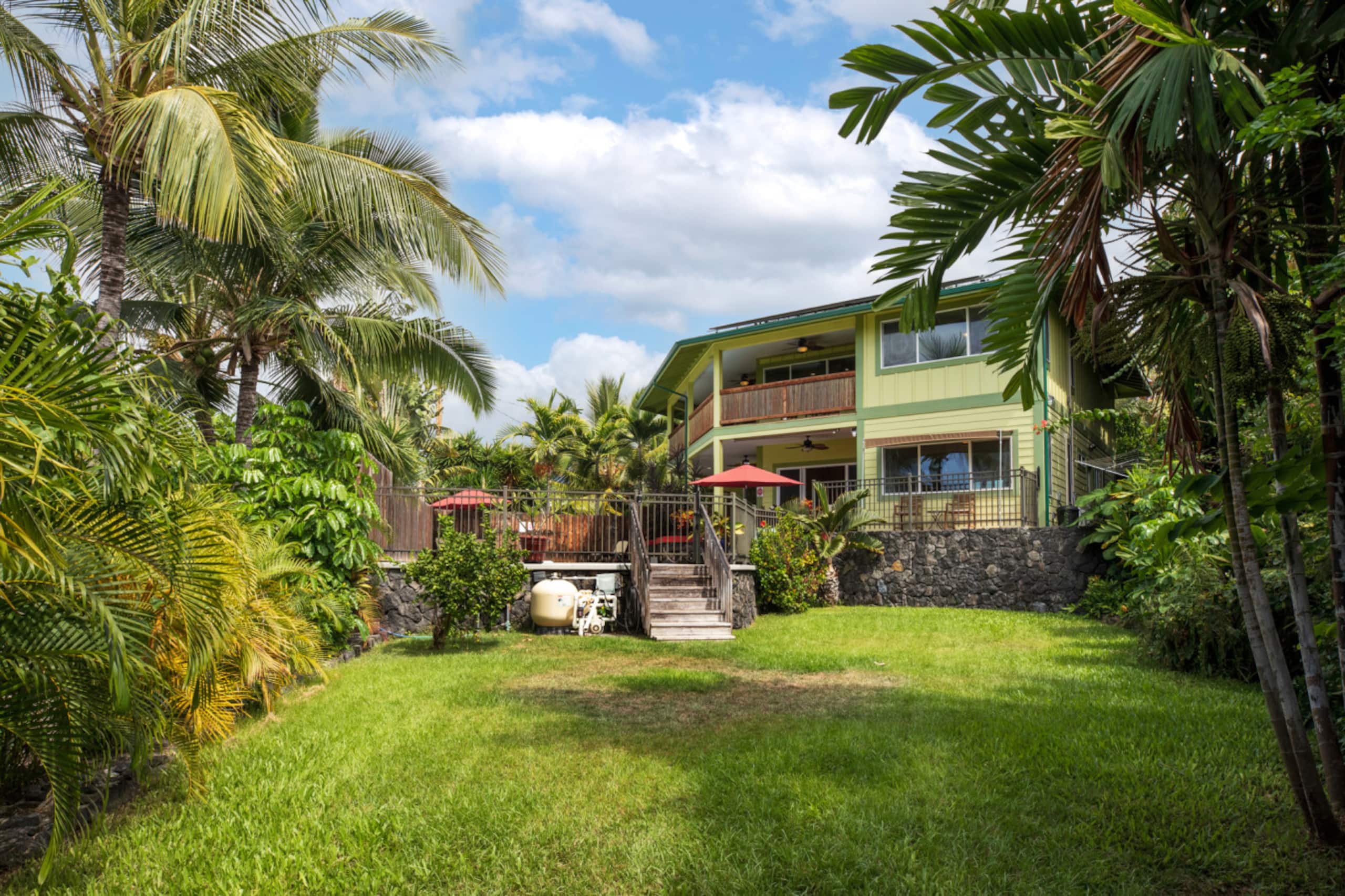 Home in Kailua-Kona · ★5.0 · 4 bedrooms · 7 beds · 3 shared baths - Image 64