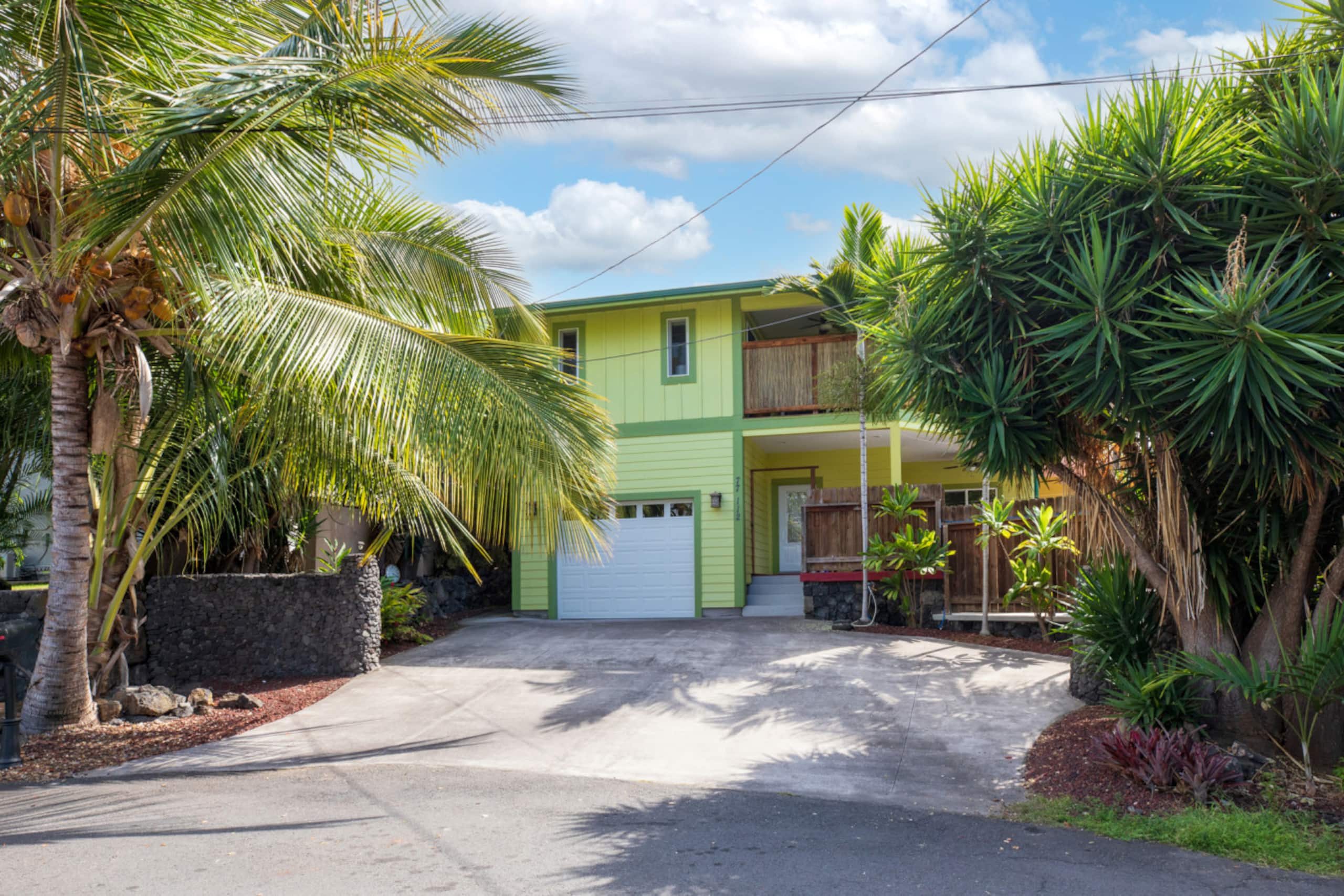 Home in Kailua-Kona · ★5.0 · 4 bedrooms · 7 beds · 3 shared baths - Image 63