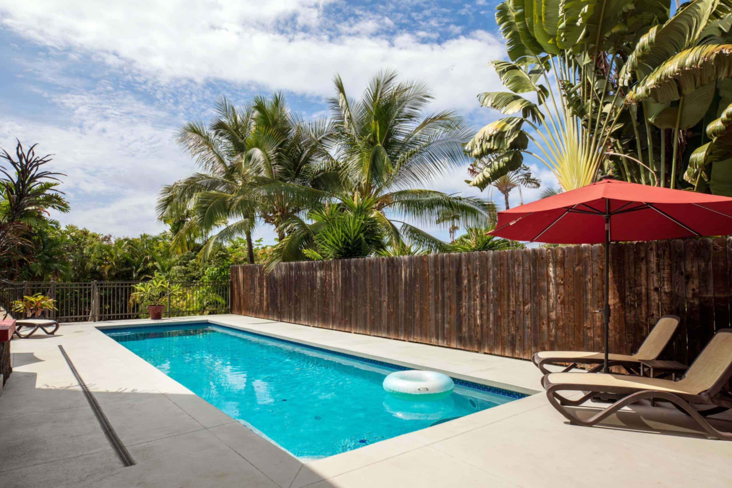 Home in Kailua-Kona · ★5.0 · 4 bedrooms · 7 beds · 3 shared baths - Image 69