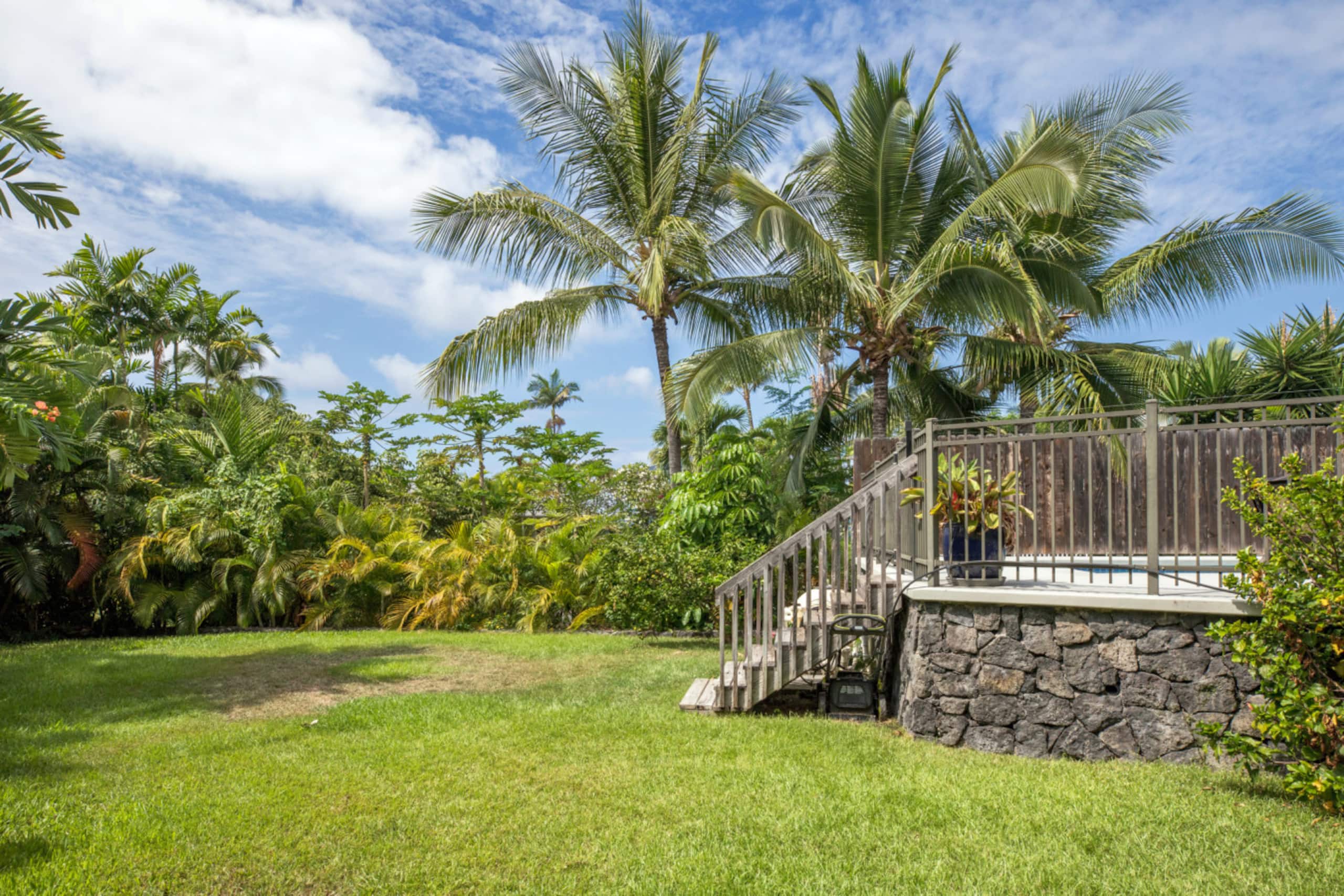 Home in Kailua-Kona · ★5.0 · 4 bedrooms · 7 beds · 3 shared baths - Image 65