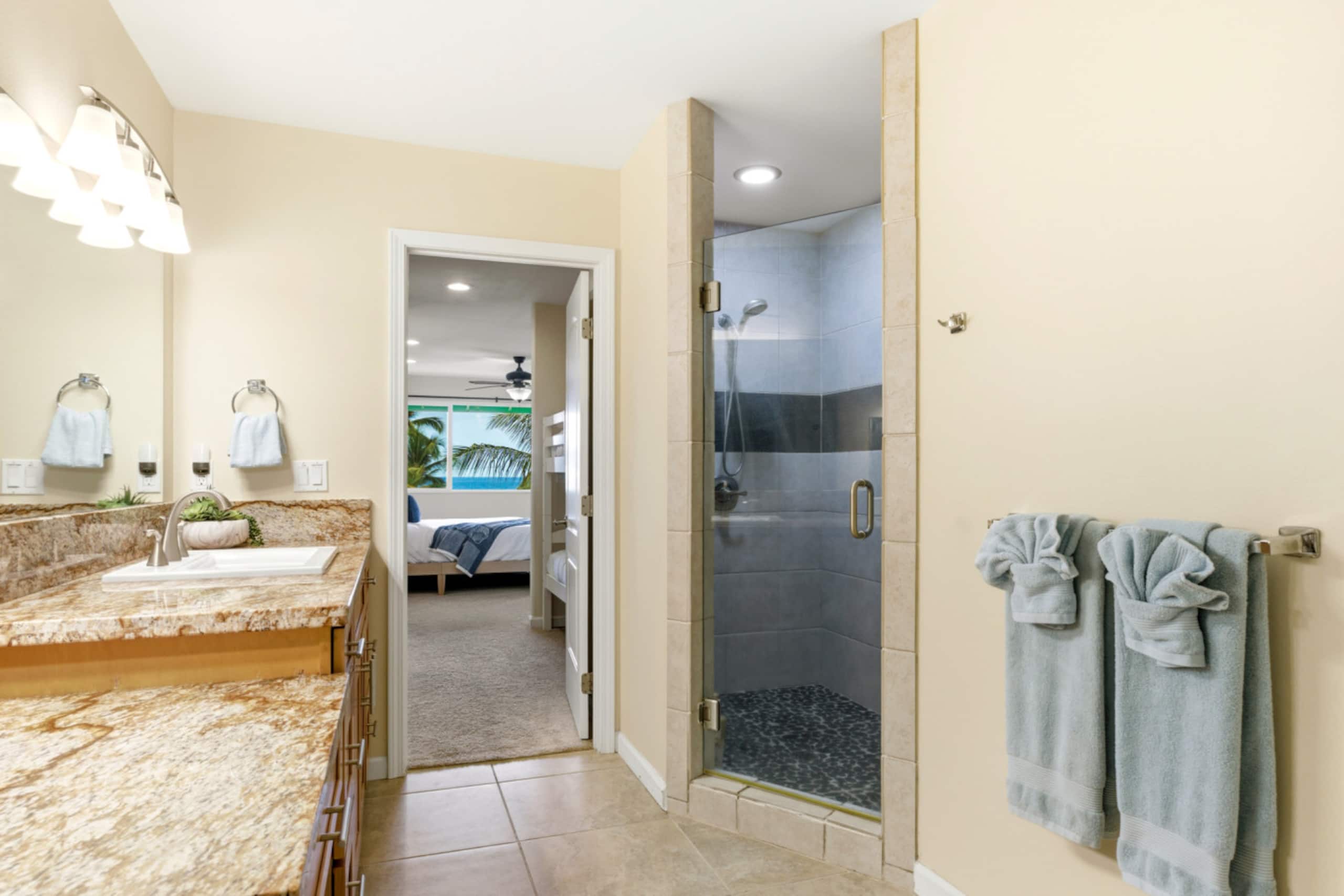 Home in Kailua-Kona · ★5.0 · 4 bedrooms · 7 beds · 3 shared baths - Image 41