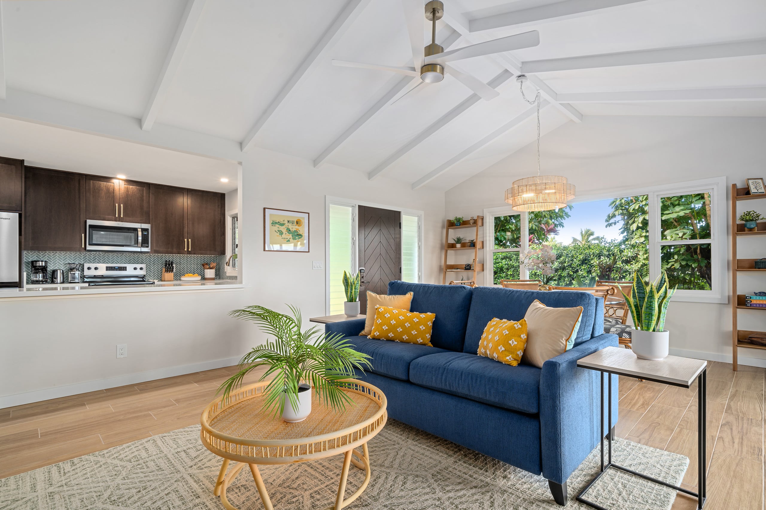 Condo in Lahaina · ★5.0 · 3 bedrooms · 6 beds · 2 shared baths - Image 8