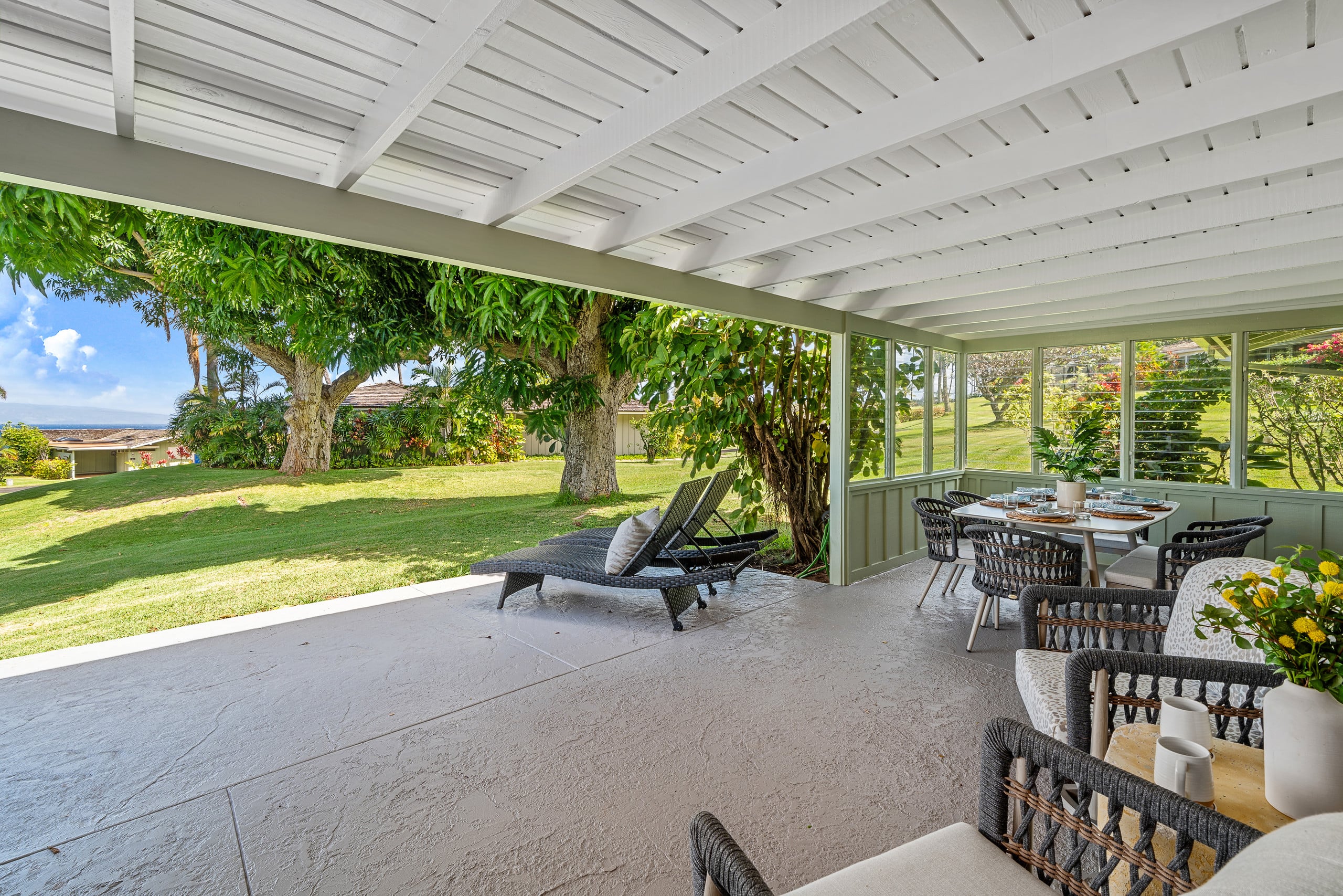 Condo in Lahaina · ★5.0 · 3 bedrooms · 6 beds · 2 shared baths - Image 43