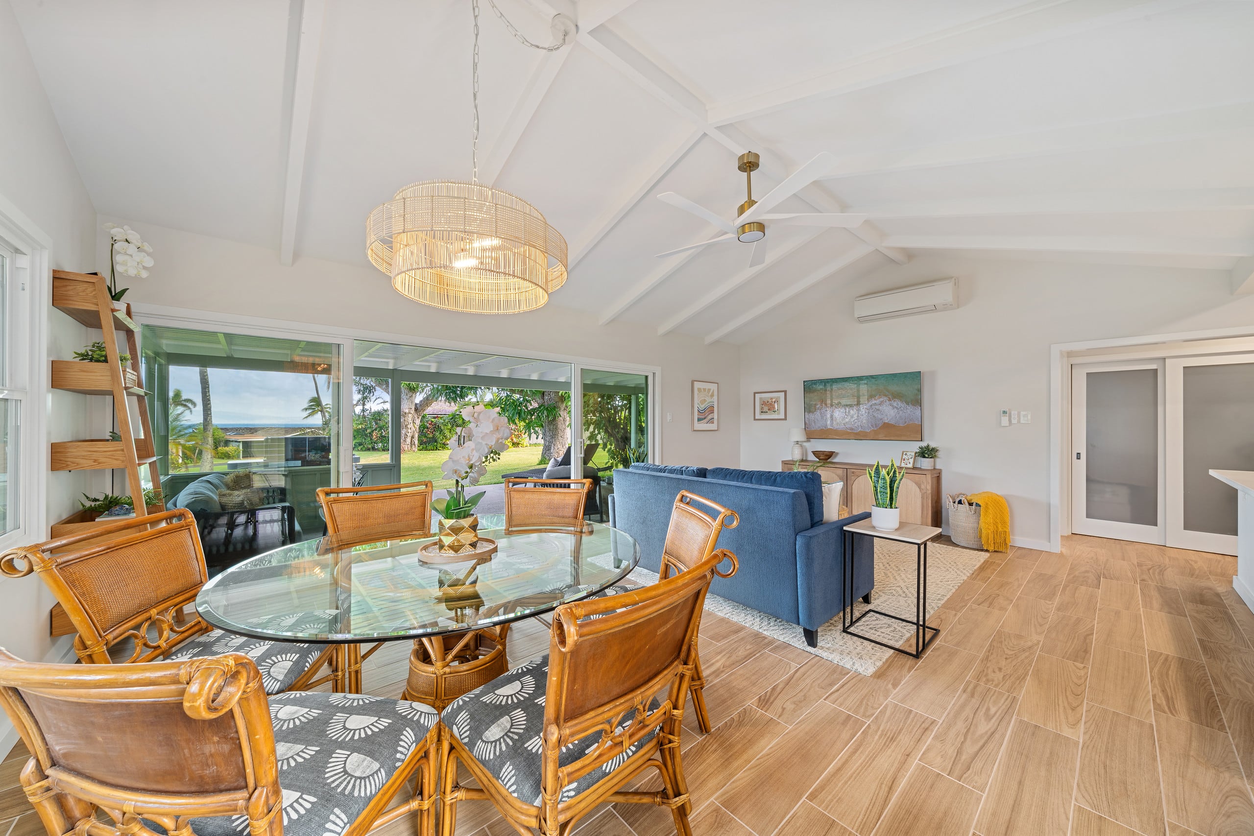 Condo in Lahaina · ★5.0 · 3 bedrooms · 6 beds · 2 shared baths - Image 16