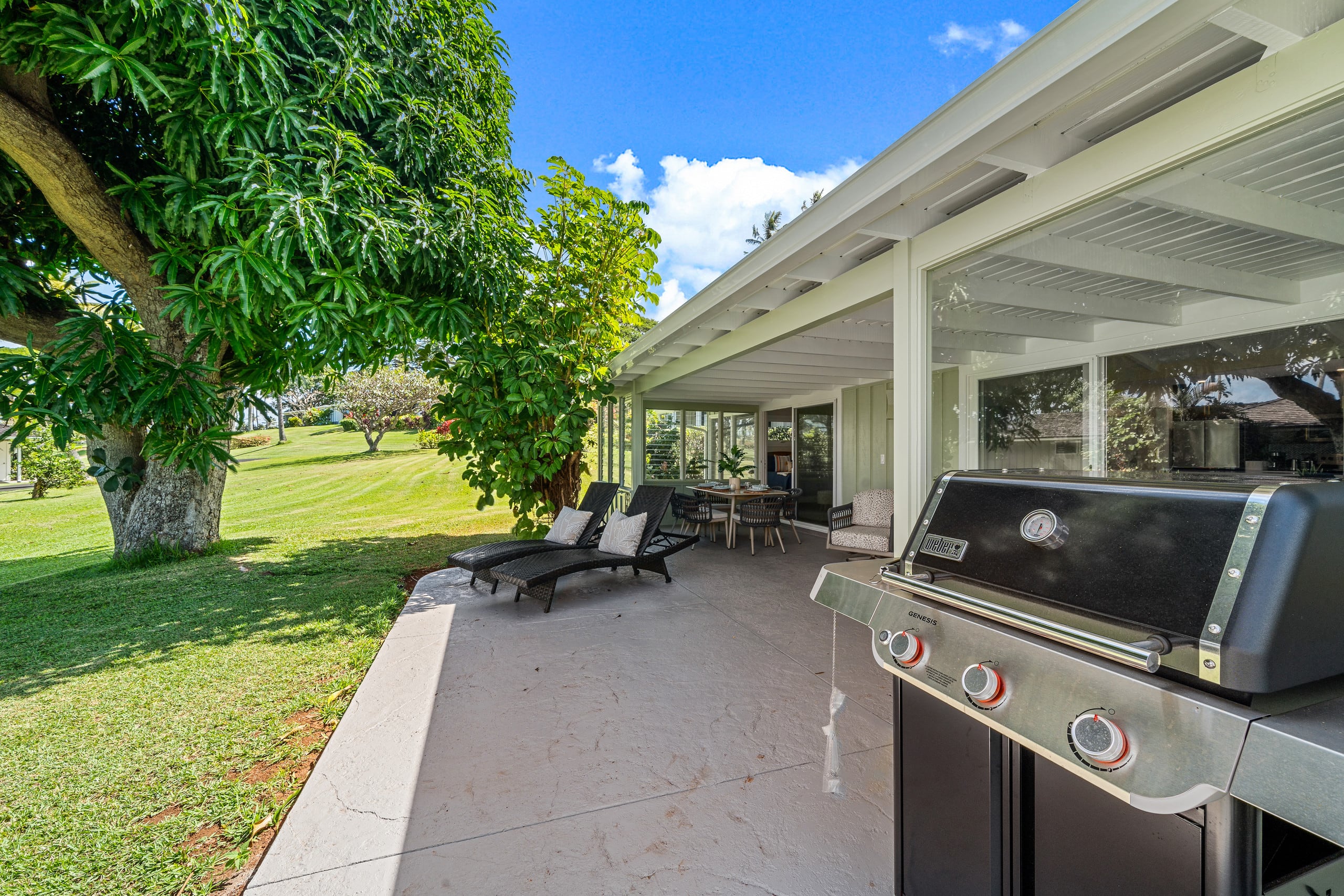 Condo in Lahaina · ★5.0 · 3 bedrooms · 6 beds · 2 shared baths - Image 41