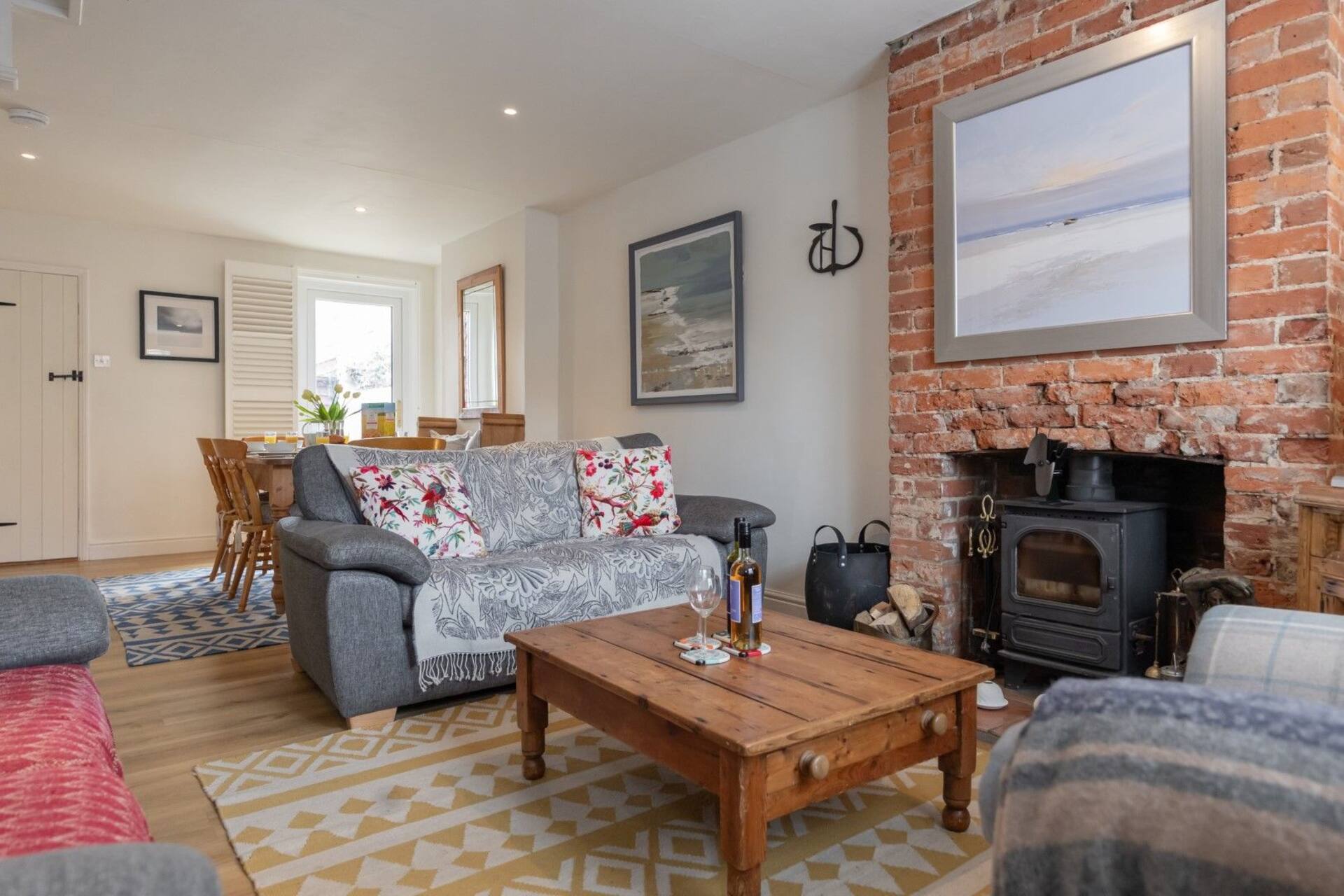 Landlords Cottage: 3 bedrooms central Southwold