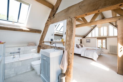 Welsh Border Escape BirchStays- Free Sunday Night*