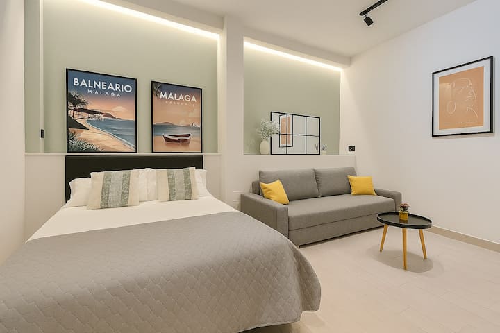Trip Malaga Sol managed Airbnb listing 3