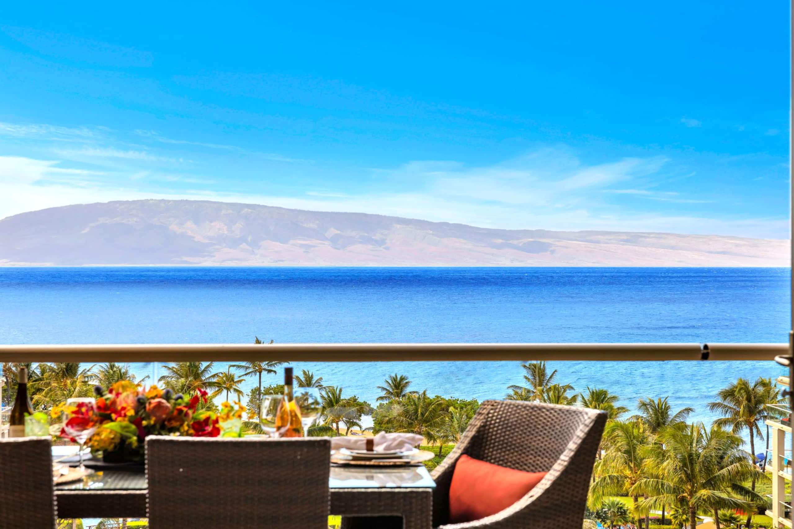 Condo in Lahaina · ★5.0 · 3 bedrooms · 4 beds · 3 baths - Image 2