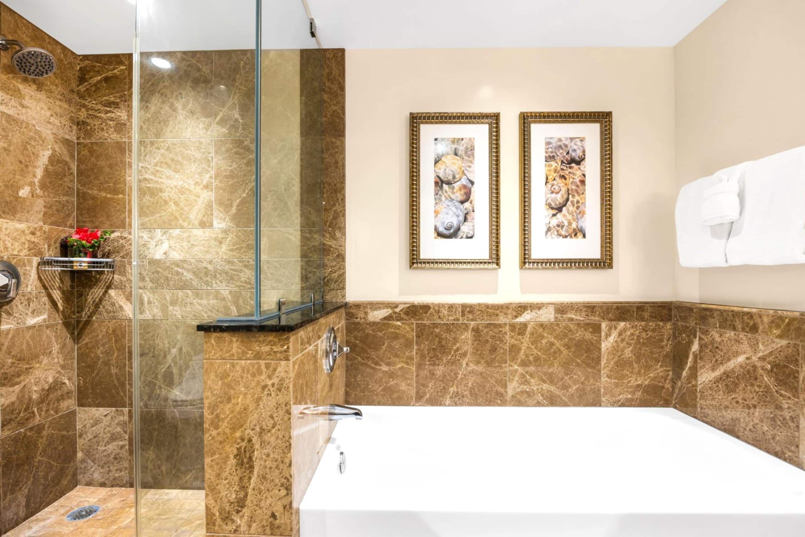 Condo in Lahaina · ★5.0 · 3 bedrooms · 4 beds · 3 baths - Image 38