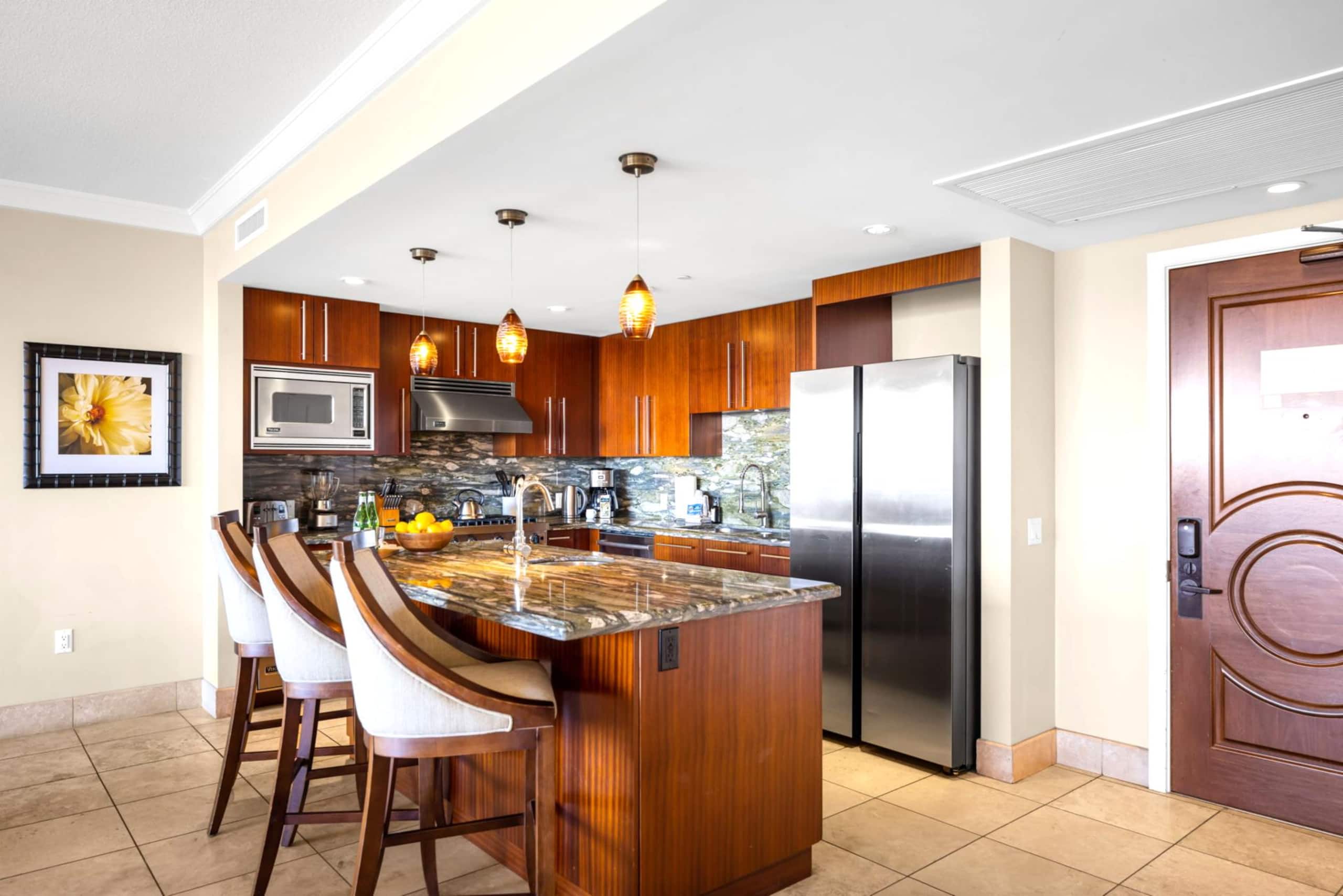 Condo in Lahaina · ★5.0 · 3 bedrooms · 4 beds · 3 baths - Image 24