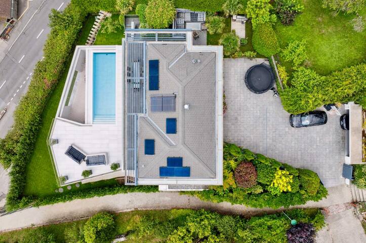 Contemporary Luxury Villa in Grandvaux gallery image 5