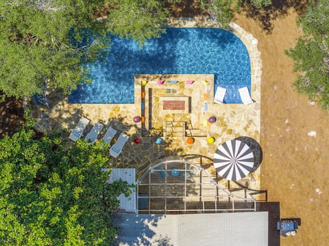 Atomic Flamingo|Pool Slide| Fire Pit, & Golf Cart