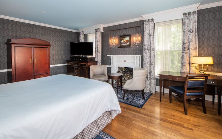 Top Location | Close To Annapolis Historic Sites - Annapolis, MD