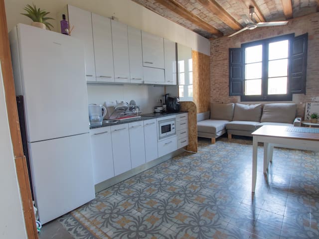 Barcelona Classic Apartments managed Airbnb listing 3