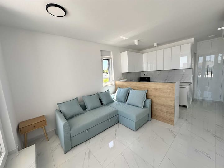Studio With Sea View - C6 - Vir