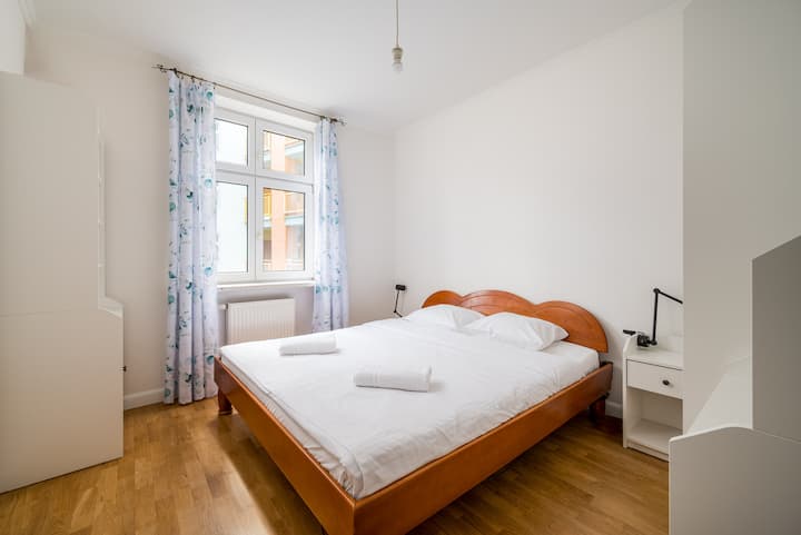 Schlafzimmer 2