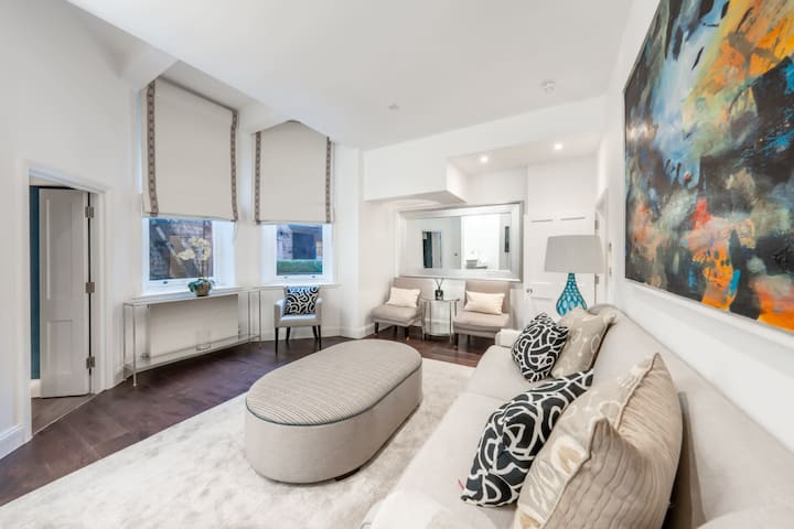 Elegant Knightsbridge Apartment near Harrods