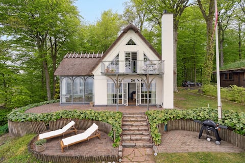 Seaside charm and panoramic view