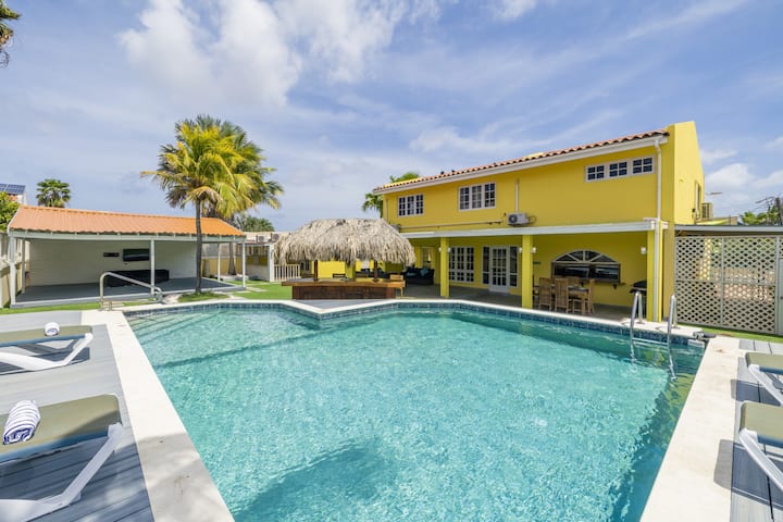 2-min Walk To Beach Pool 4-bed Villa By Bocobay - Aruba