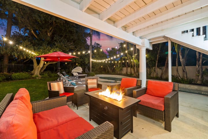 Oceanview Luxe Retreat | Rooftop Patio Heated Pool