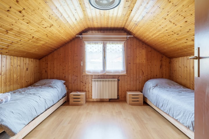 საძინებელი 4