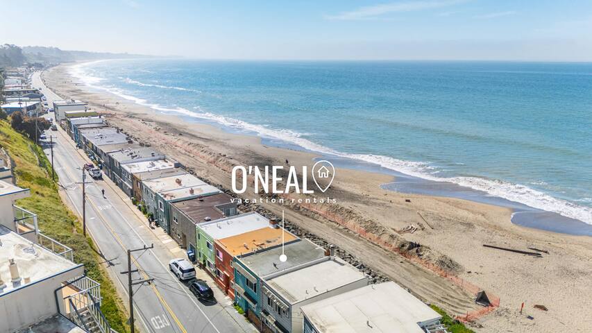 1950’s Beachfront Home – Stunning Views! gallery image 4