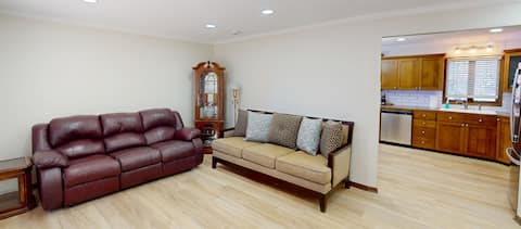 Deluxe Dwelling within minutes of I-70 & Hays Med!